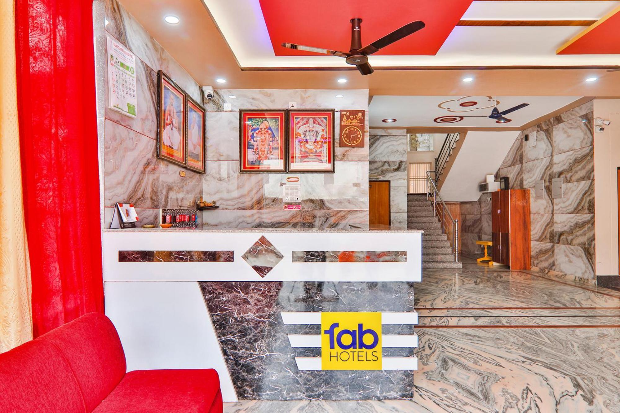 Fabhotel Shree Venkatesh Nileyam Ayodhya Bagian luar foto