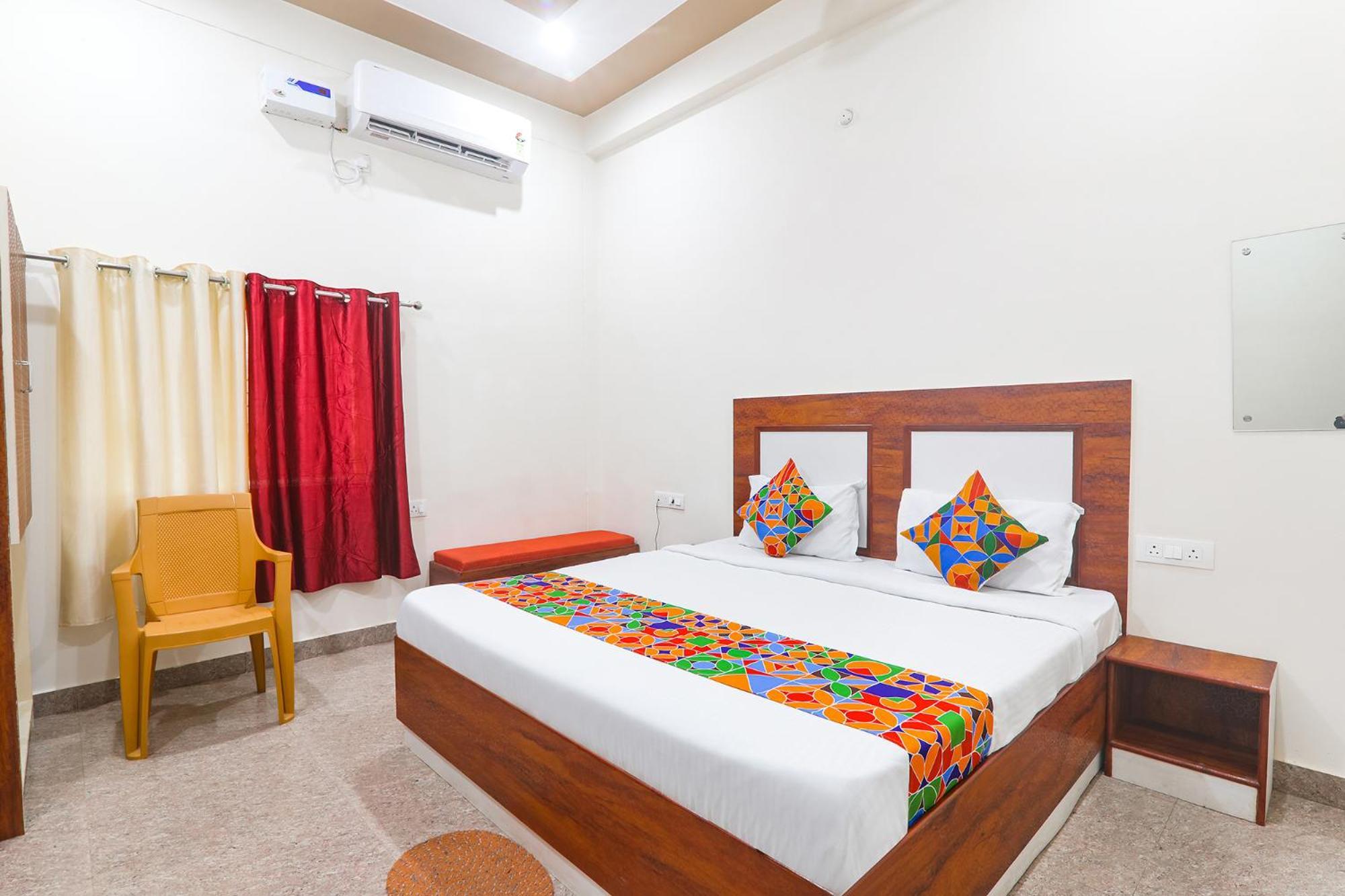 Fabhotel Shree Venkatesh Nileyam Ayodhya Bagian luar foto